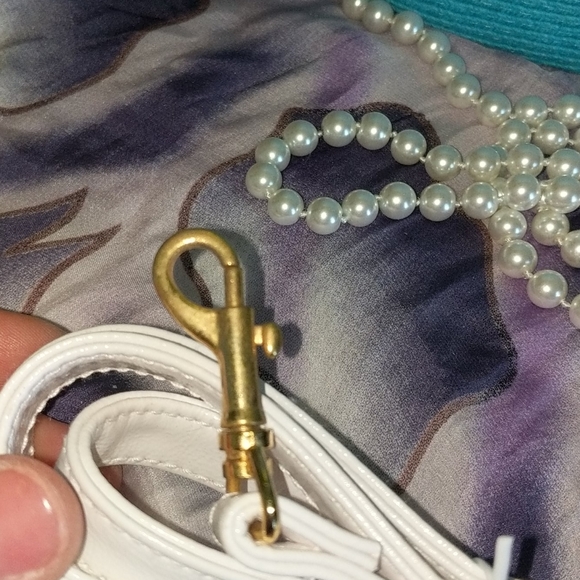 Liz Claiborne Aqua Tote w/ Straps NWOT. - Picture 4 of 9